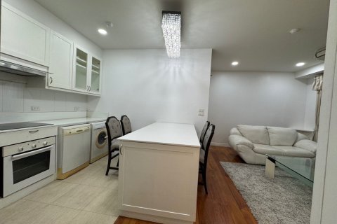 Кондоминиум с 2 спальнями в Патхум Ване, Бангкок, Таиланд № 155177 - фото 6