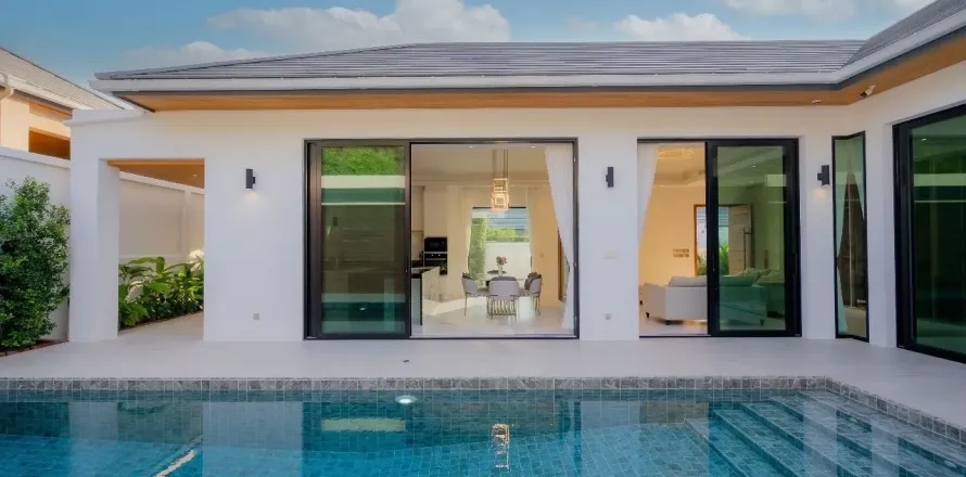 Villa in Hua Hin, Thailand 3 bedrooms № 163406