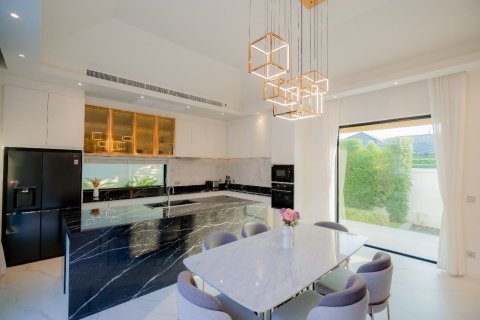 Villa in Hua Hin, Thailand 3 bedrooms № 163406 - photo 15