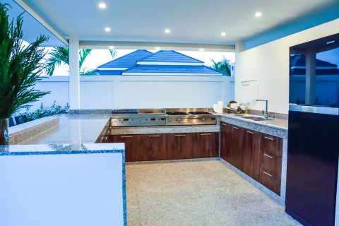 Villa in Cha-am, Thailand 3 bedrooms № 163407 - photo 19