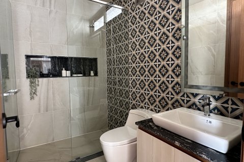 Villa in Phuket, Thailand 3 bedrooms № 163411 - photo 10