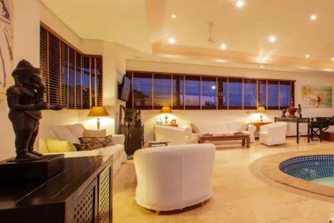 Penthouse in Ko Samui, Thailand 4 bedrooms № 172436 - photo 27