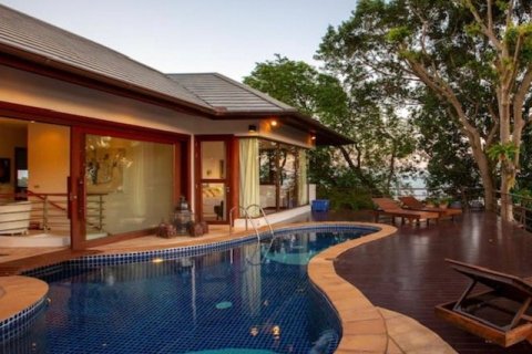 Penthouse in Ko Samui, Thailand 4 bedrooms № 172436 - photo 11