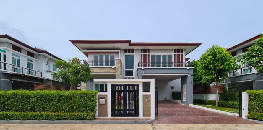 Дом в Тави Ваттане, Бангкок, Таиланд с 4 спальнями № 164238