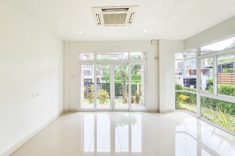 Дом в Тави Ваттане, Бангкок, Таиланд с 4 спальнями № 164238 - фото 4