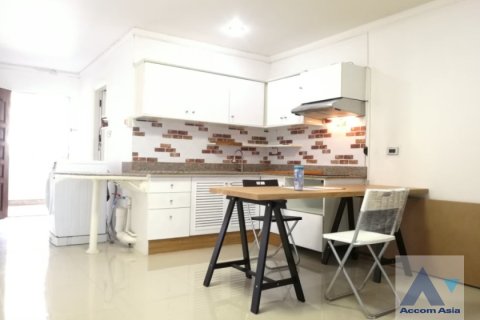 Condo à Watthana, Bangkok, Thaïlande, 1 chambre  № 219923