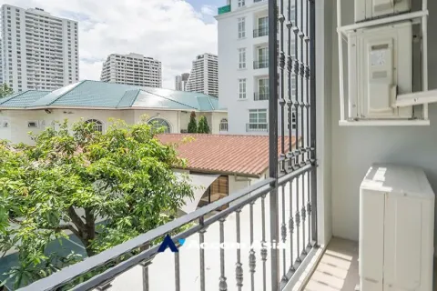 Eigentumswohnung in Watthana, Bangkok, Thailand, 2 Schlafzimmer  № 220273 - Foto 4