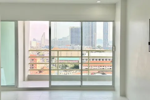 Estudio en el condominio en Jomtien Beach, Pattaya, Tailandia № 210673 - foto 22