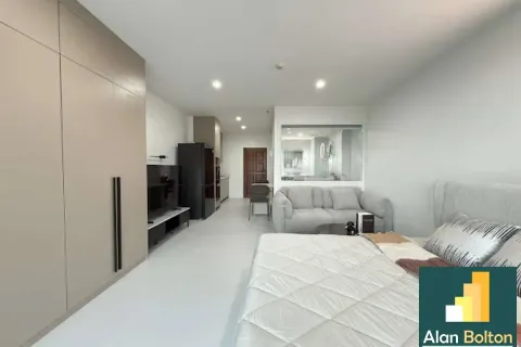 Estudio en el condominio en Jomtien Beach, Pattaya, Tailandia № 210673 - foto 2