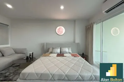 Estudio en el condominio en Jomtien Beach, Pattaya, Tailandia № 210673 - foto 7