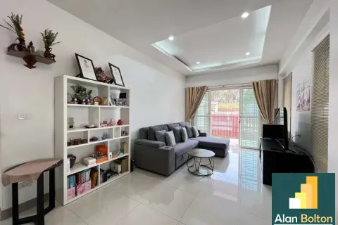 Casa de 3 dormitorios en Pattaya, Tailandia № 210674 - foto 17