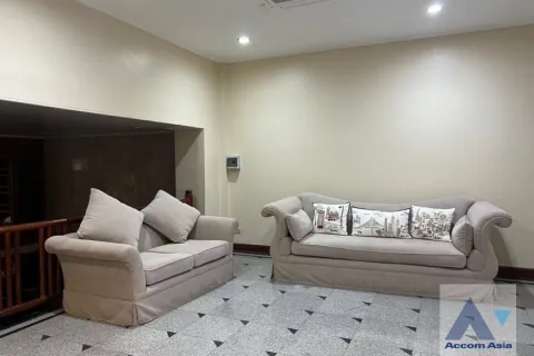 Reihenhaus in Watthana, Bangkok, Thailand 3 Schlafzimmer № 216701 - Foto 4