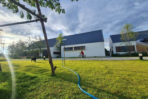 Commercial property in Chiang Mai, Thailand 330 sq.m. № 162783 - photo 10