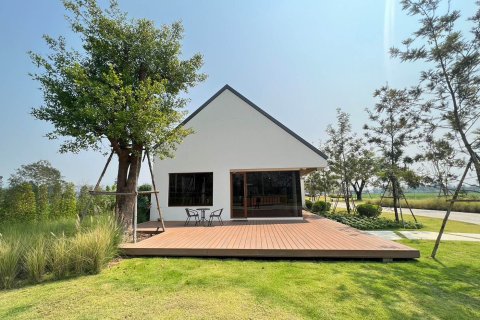 Коммерческая недвижимость в Чиангмае, Таиланд 330м2  № 162783 - фото 7