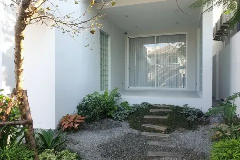 House in Chiang Mai, Thailand 4 bedrooms № 162777 - photo 18