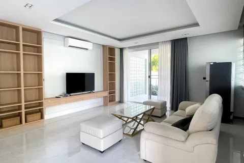 House in Chiang Mai, Thailand 4 bedrooms № 162777 - photo 2