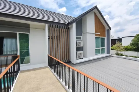 Villa in Chiang Mai, Thailand 4 bedrooms № 162779 - photo 17