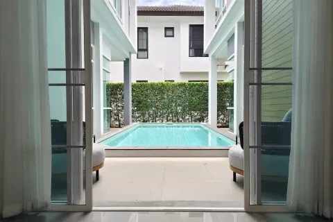 Villa in Chiang Mai, Thailand 4 bedrooms № 162779 - photo 2