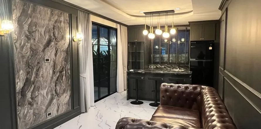 Вилла в Чиангмае, Таиланд с 5 спальнями  № 162782