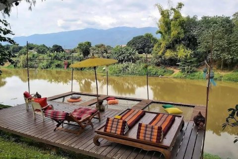 Propriété commerciale à Chiang Mai, Thaïlande 600 m2 № 162781 - photo 2