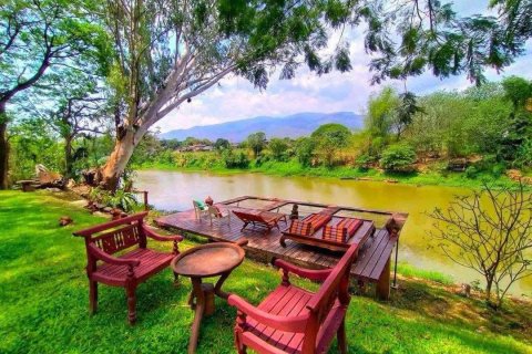 Commercial property in Chiang Mai, Thailand 600 sq.m. № 162781 - photo 3