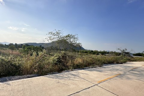 Land in Hua Hin, Thailand 9600 sq.m. № 156445 - photo 2