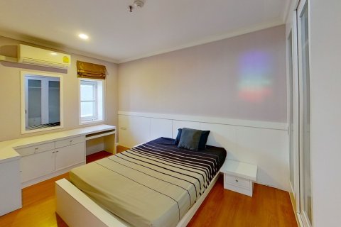 Кондоминиум с 3 спальнями в Ваттхане, Бангкок, Таиланд № 153405 - фото 5