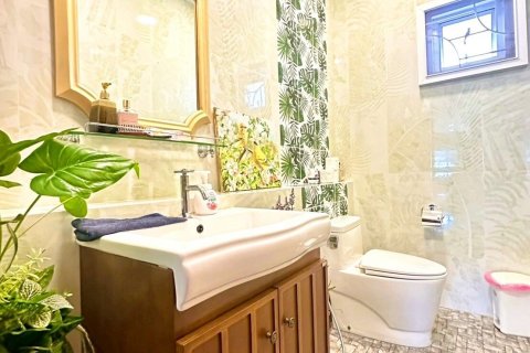 Вилла в Хуа Хине, Таиланд с 7 спальнями  № 153411 - фото 25