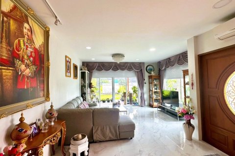 Вилла в Хуа Хине, Таиланд с 7 спальнями  № 153411 - фото 9