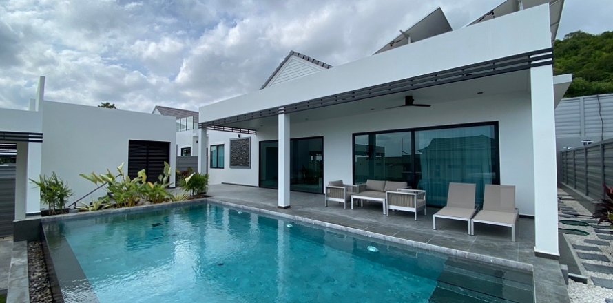 Villa in Hua Hin, Thailand 3 bedrooms № 168393