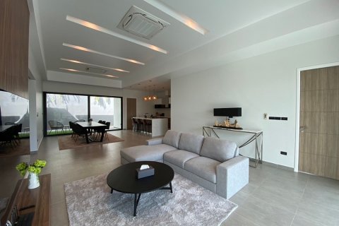 Villa in Hua Hin, Thailand 3 bedrooms № 168393 - photo 9