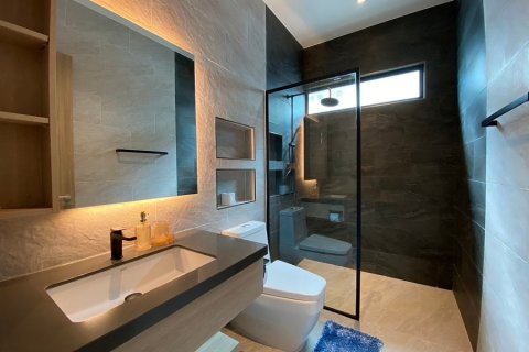 Villa in Hua Hin, Thailand 3 bedrooms № 168393 - photo 17