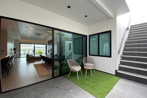 Villa in Hua Hin, Thailand 3 bedrooms № 168393 - photo 22