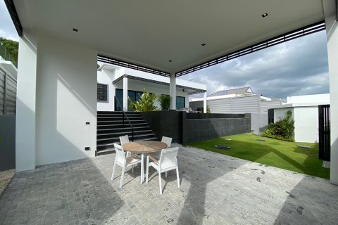 Villa in Hua Hin, Thailand 3 bedrooms № 168393 - photo 26