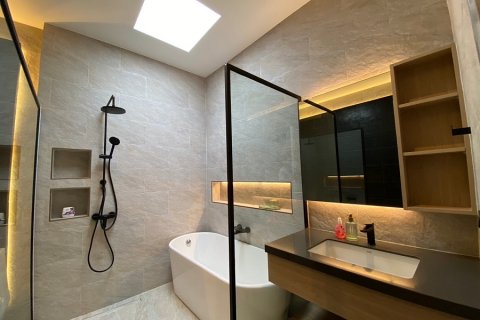 Villa in Hua Hin, Thailand 3 bedrooms № 168393 - photo 14