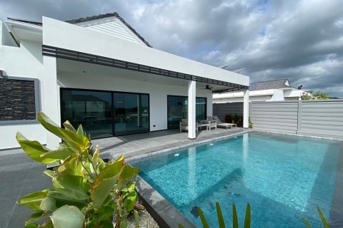 Villa in Hua Hin, Thailand 3 bedrooms № 168393 - photo 3