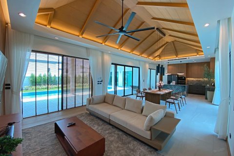 Villa in Hua Hin, Thailand 3 bedrooms № 168361 - photo 7