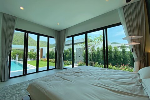Villa in Hua Hin, Thailand 3 bedrooms № 168361 - photo 20