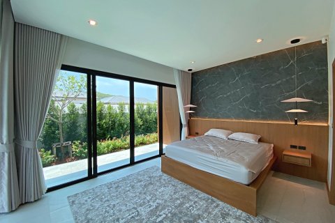Villa in Hua Hin, Thailand 3 bedrooms № 168361 - photo 18