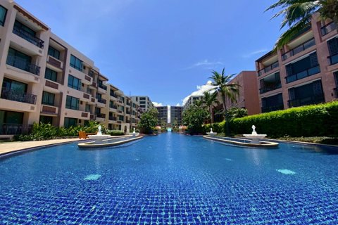 Condo in Hua Hin, Thailand, 1 bedroom  № 168360 - photo 2