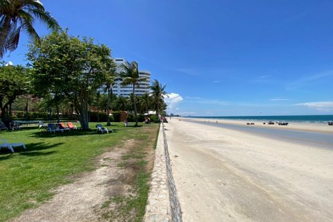Condo in Hua Hin, Thailand, 1 bedroom  № 168360 - photo 5