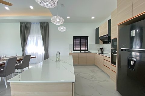 Villa in Hua Hin, Thailand 4 bedrooms № 168363 - photo 19