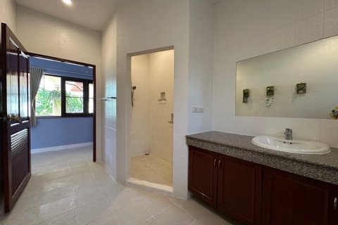 Villa in Hua Hin, Thailand 3 bedrooms № 168394 - photo 20