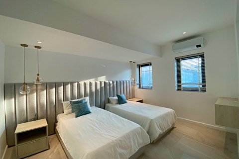 Вилла в Хуа Хине, Таиланд с 4 спальнями № 168362 - фото 22