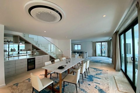 Вилла в Хуа Хине, Таиланд с 4 спальнями № 168362 - фото 7