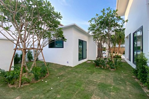 Вилла в Хуа Хине, Таиланд с 4 спальнями № 168362 - фото 27