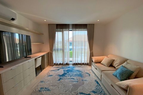 Вилла в Хуа Хине, Таиланд с 4 спальнями № 168362 - фото 25