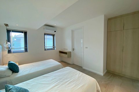 Вилла в Хуа Хине, Таиланд с 4 спальнями № 168362 - фото 23