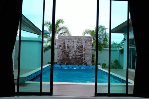 Villa in Phuket, Thailand 2 bedrooms № 137324 - photo 2