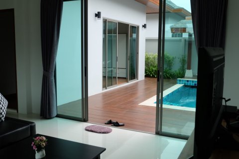 Villa in Phuket, Thailand 2 bedrooms № 137324 - photo 12